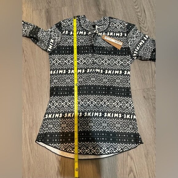 NEW SKIMS Logo Plush Pointelle Henley and Leggings Set medium - Picture 7 of 9